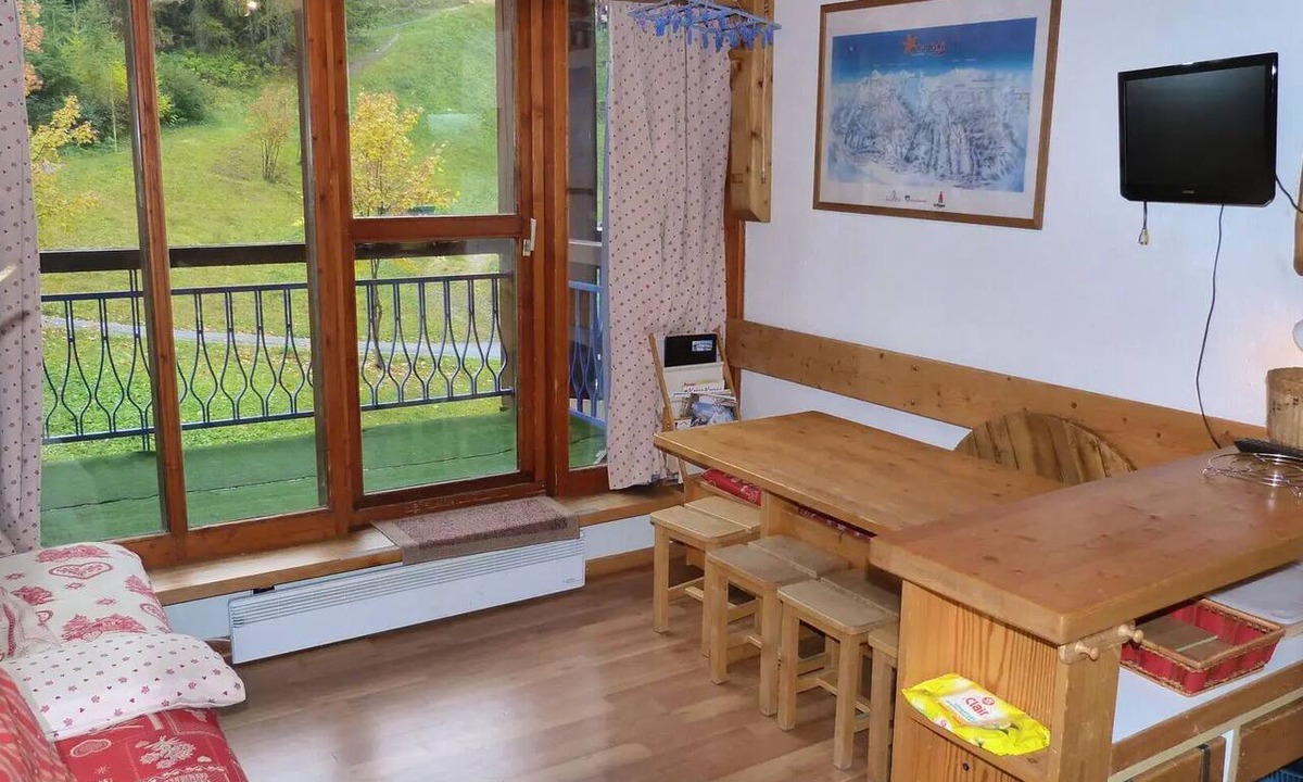 Arc-1800 Apartment | Residence Aiguille Grive Bat Ii - 2-room duplex apartment for 5 people close to the slopes in the village of Charmettoger in Arc 1800