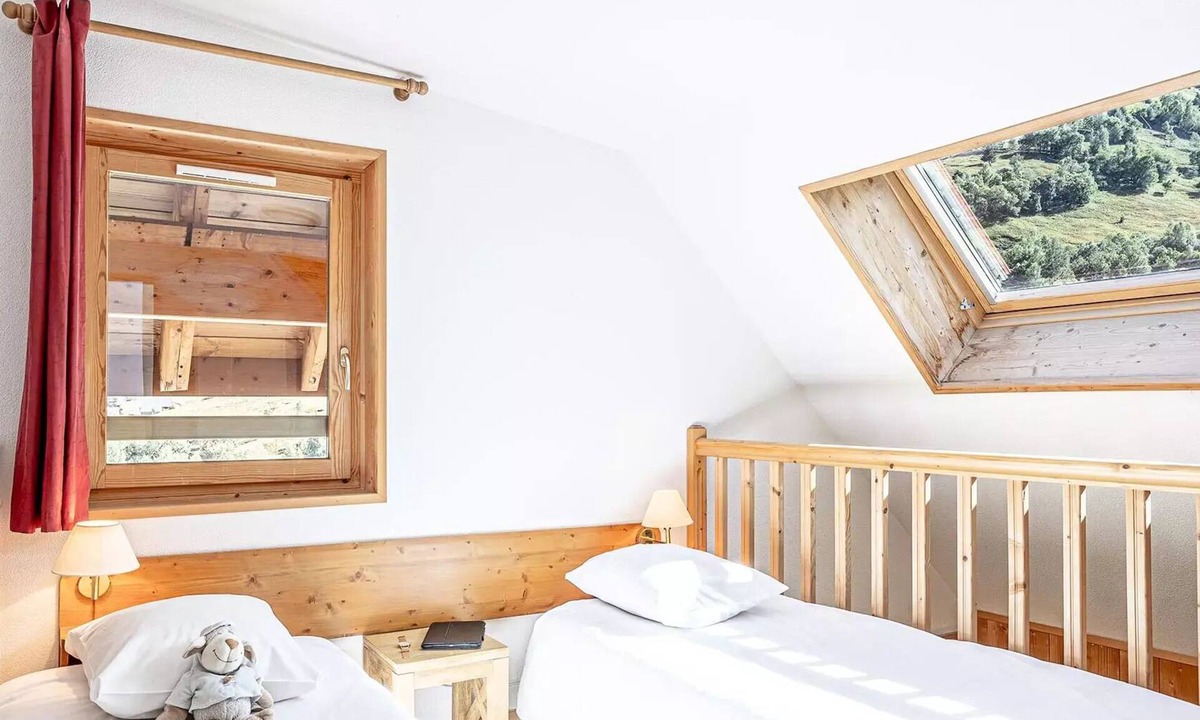 Saint-Sorlin-d'Arves Apartment | Residence Les Fermes de Saint Sorlin * - 4 Rooms Mezzanine or Mountain Corner 10 People