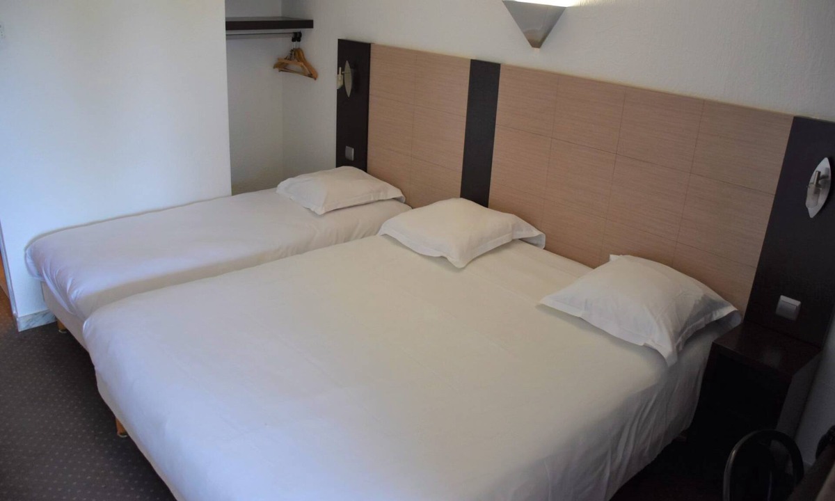 Sud Hotel | Silent Modern Retreat 1.2 mi to Musee Granet: Great for Culture Sightseeing