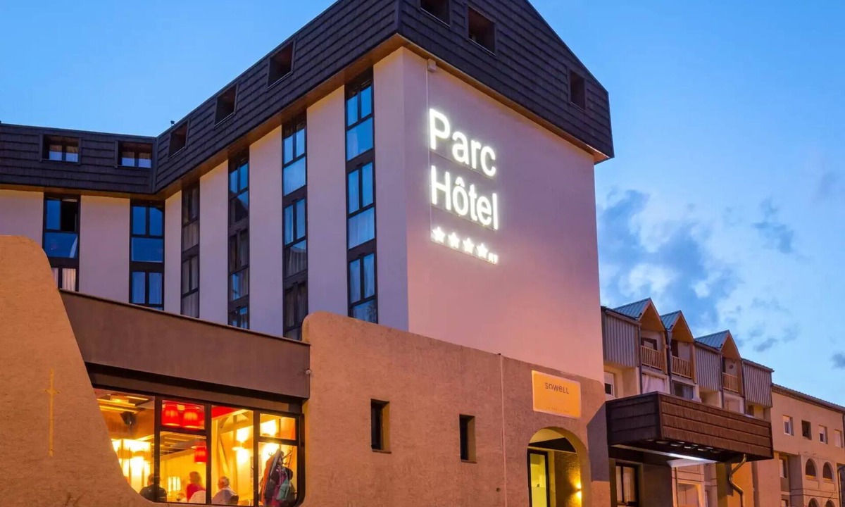 Briancon Hotel | SOWELL HOTELS Le Parc & SPA* - Superior Room for 2 People