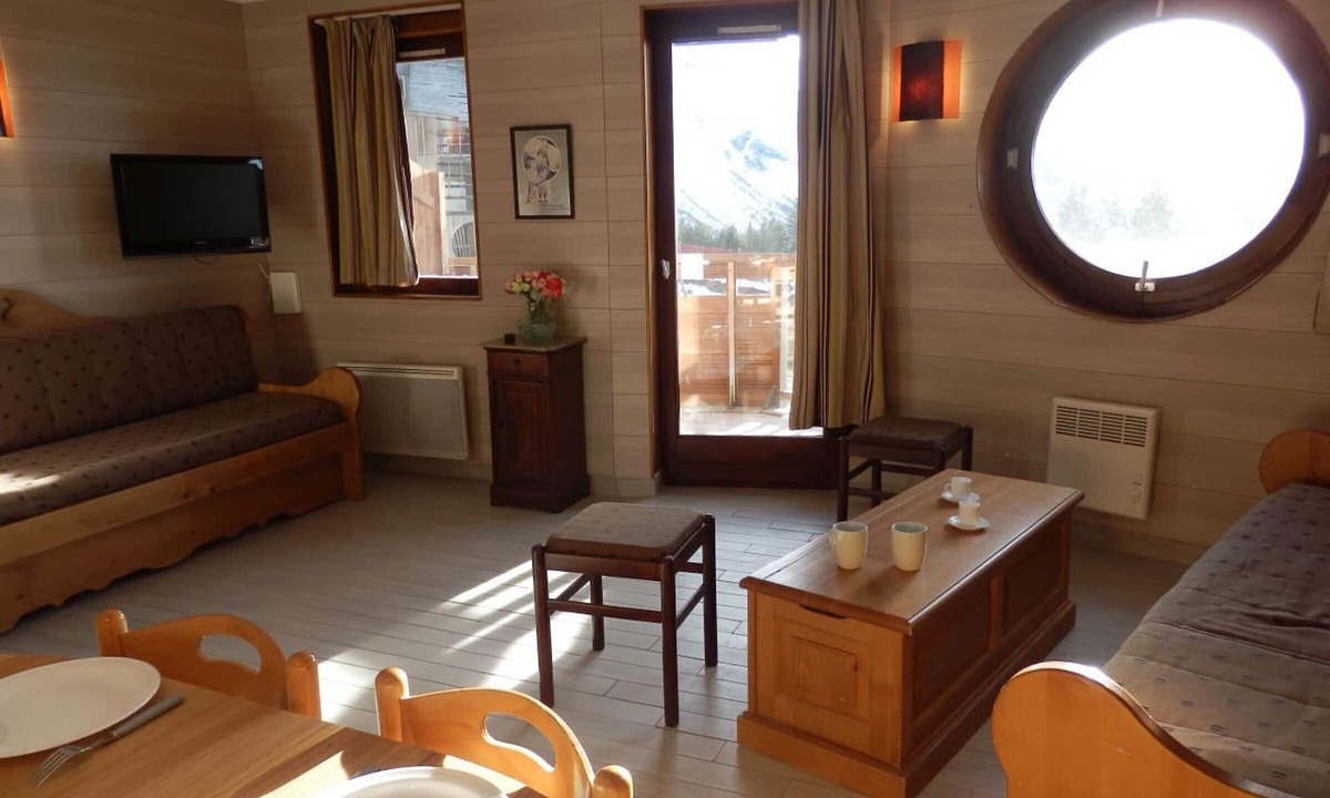 Avoriaz Apartment | Spacious apartment for 8, near shops and slopes, Avoriaz