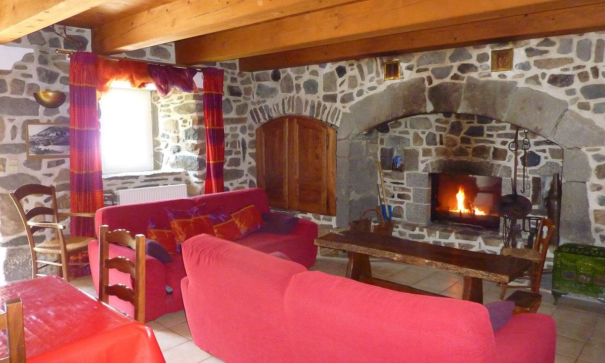 Valbeleix House | Spacious, friendly house ideal for families Parc des Volcans Auvergne