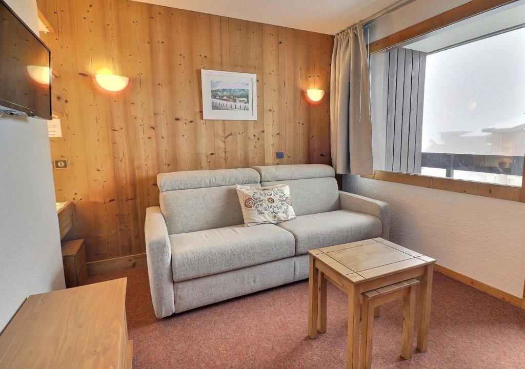 Meribel-Mottaret Apartment | Studio skis aux pieds, animaux admis, 4 pers - FR-1-182-163
