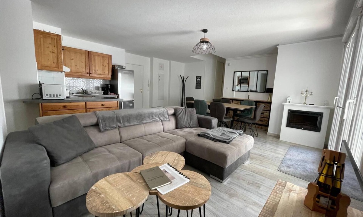 Brides-les-Bains Apartment | Superb 3 Bedroom Apartment 100 meters from the Cures Thermales