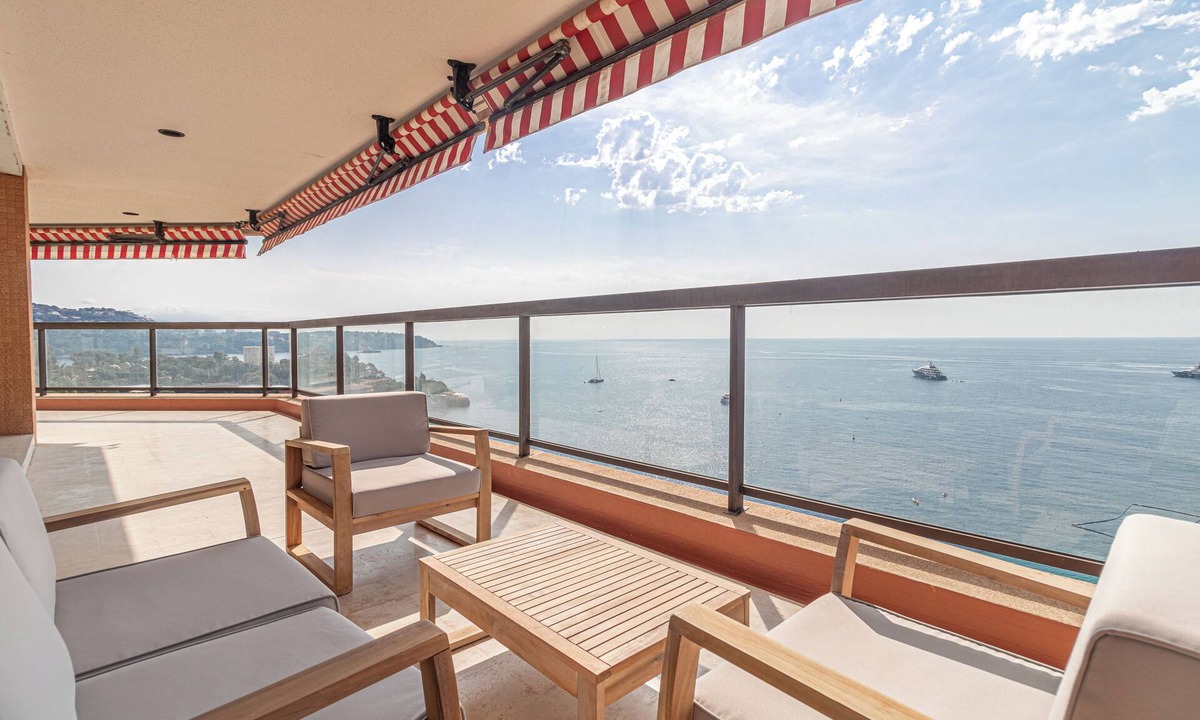 La Rousse Condo | This condominium is a 3 bedroom(s), 3.5 bathrooms, located in Monaco , MT.