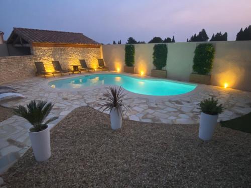Violes House | Très beau mas provençal entièrement rénové Piscine chauffée & SPA entre Dentelles & Ventoux