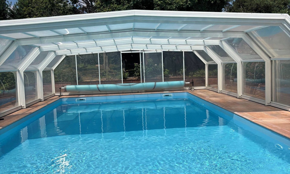 Dicy House | Vacation rental with a large pool and an outdoor hot tub. A quiet, wooded hamlet.