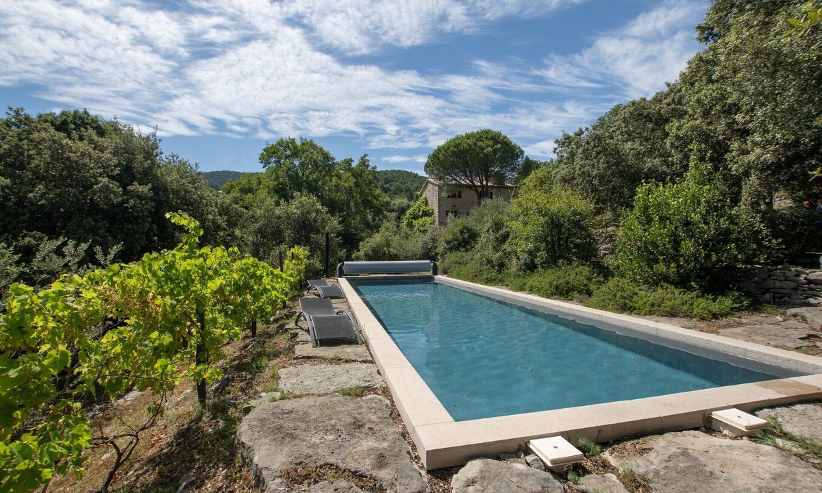 Les Vans Villa | Villa 'L'Elzède 2-6 guests' with mountain view, private pool and Wi-Fi