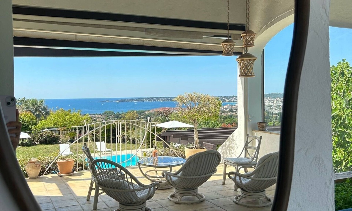 Vallauris House | Villa with pool and exceptional sea view of Cap d'Antibes, without overlooking