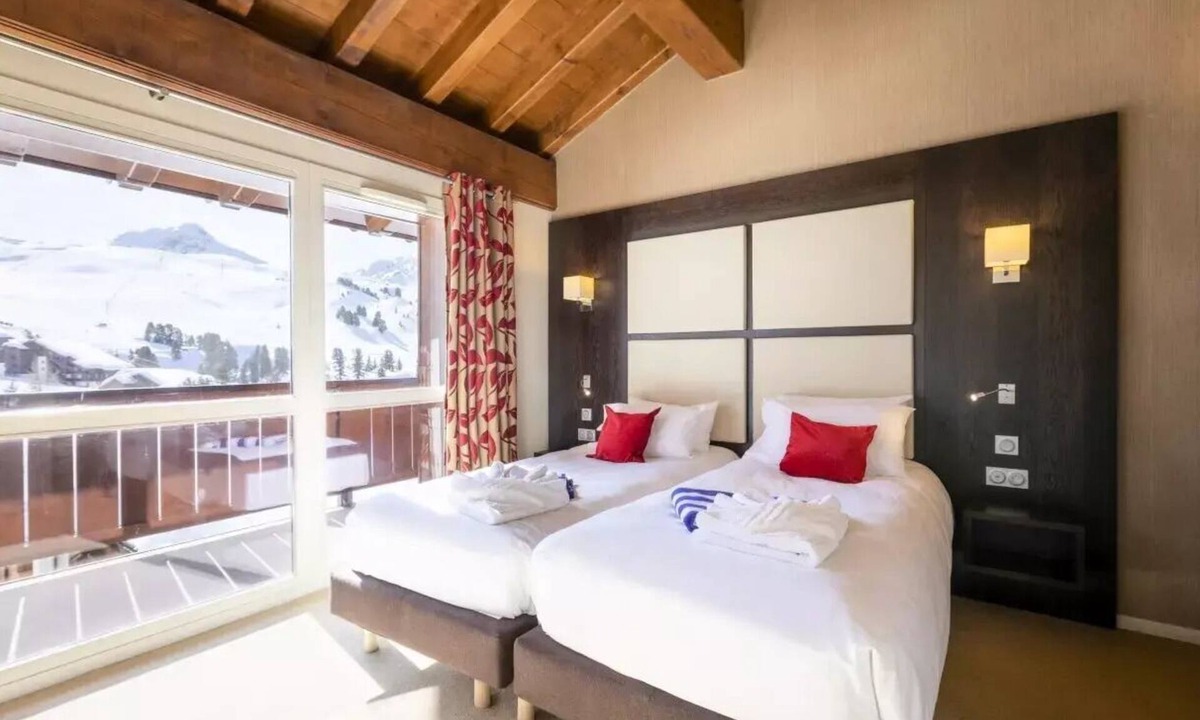 Belle Plagne Hotel | Village Club MMV Les Deux Domaines * - Connecting Rooms 5 People