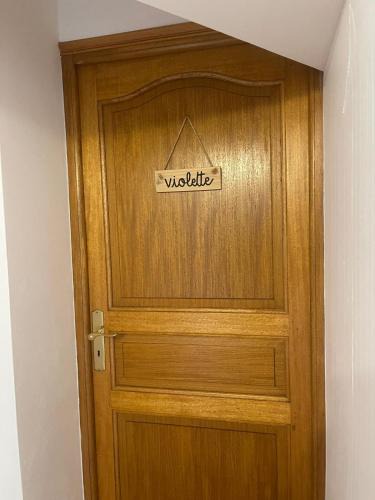 Bazus House | Violette