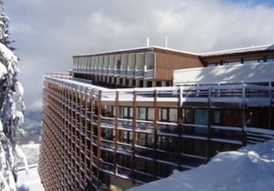 100m from resort center, 8th floor, view mountain, balcony, tv, 30m², Les Arcs