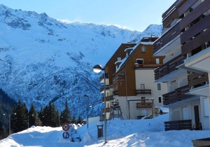 100m from ski slopes, view valley/ski slopes, parking, tv, ski locker, 22-24m², Les 7 Laux