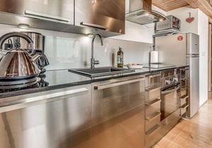 200m from resort center, 4th floor, balcony, tv, ski locker, 61m², Champagny-en-Vanoise