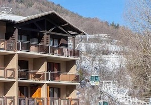 200m from resort center, balcony, tv, ski locker, 84m², Serre Chevalier