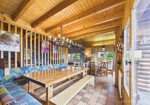 Chalet Savoyard pour 18 pers, proche pistes et commerces, cheminée, balcon, navette gratuite - FR-1-398-582