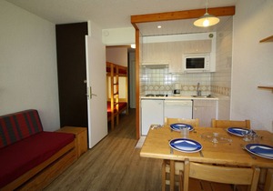 Classic studio for 4 with south balcony in Tignes