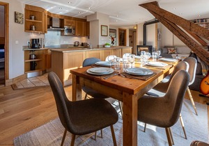 La Belle Epoque apartment - an apartment that sleeps 8 guests in 3 bedrooms
