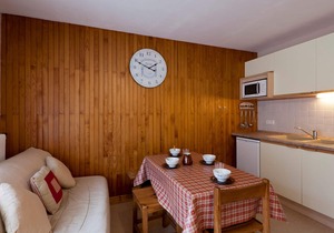 Studio for 5, Central, South Balcony, Elevator - Brides-les-Bains