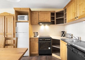 Wifi, 150m from shops, swimming pool, sauna, hammam, balcony, tv, ski locker, 56m², La Rosière