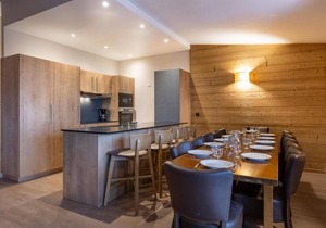 Wifi, 200m from resort center, fitness, swimming pool, sauna, balcony, fireplace or stove, tv