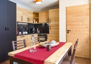 Wifi, 300m from resort center, swimming pool, balcony, tv, ski locker, 41-48m², Tignes