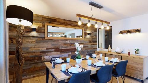 Champagny-en-Vanoise Apartment | Élégant et Moderne avec Vue Montagne au Coeur de Paradiski - Garage - 8pers - 90m2 - Sabaudinha