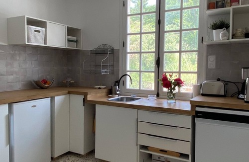 Mirabel-aux-Baronnies House | Été en Provence – maison 3 chambres pour famille entre vignes et cigales.