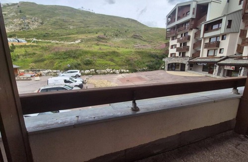 Tignes Apartment | 100m from resort center, 1st floor, balcony, 21m², Tignes
