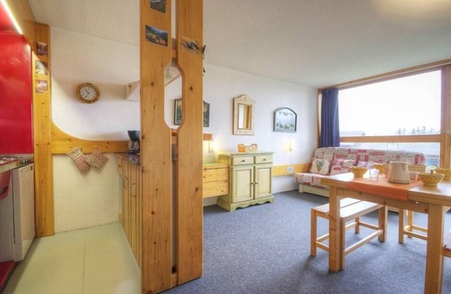 Arc-1800 Apartment | 10m from resort center, 1st floor, balcony, tv, 33m², Les Arcs