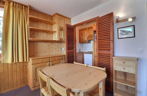 Meribel-Mottaret Apartment | 150m from resort center, 2nd floor, balcony, 33m², Méribel-Mottaret
