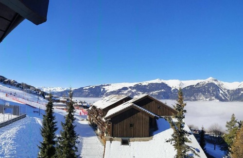 Montalbert Apartment | 150m from resort center, 4th floor, balcony, tv, ski locker, 41m², Montalbert