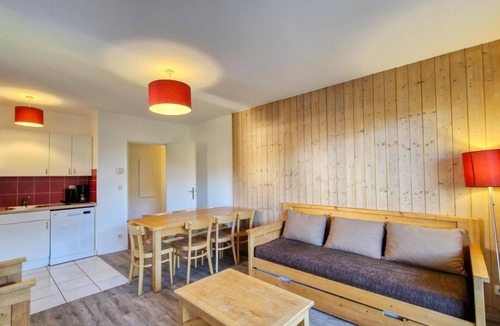 Flaine Apartment | 150m from shops, 2nd floor, balcony, parking, tv, ski locker, 60m², Flaine