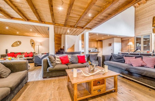Les Brevieres Ski Chalet | 170 m² Chalet ∙ 6 bedrooms ∙ 12 guests