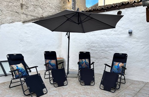 Le Dorat House | 1712-Villa Carre Sleeps4 end of terrace town house