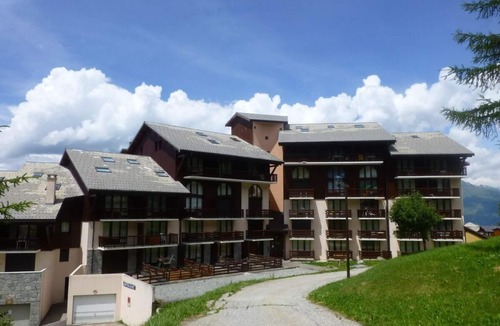 Vallandry Apartment | 180m from resort center, 1st floor, view valley, balcony, tv, ski locker, 24m², Peisey-Vallandry
