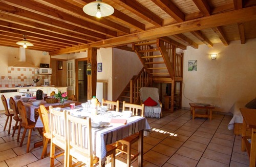 Saint-Didier-sur-Rochefort Cottage | 19th Century Authentic House with Garden, Pets Allowed