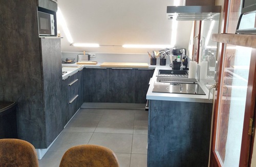 Monetier-les-Bains Apartment | 1st-floor apartment+2 private parking spaces.large, peaceful balcony.