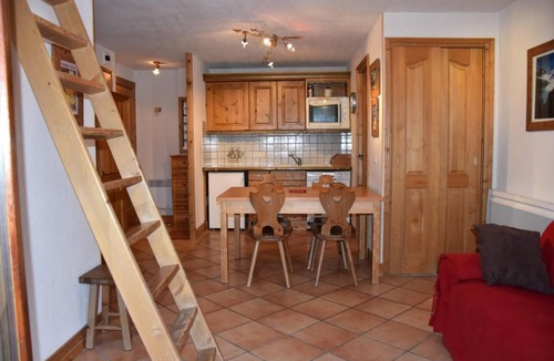 Pralognan-la-Vanoise Apartment | 1st floor, balcony, tv, 45m², Pralognan-la-Vanoise