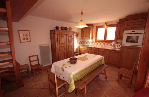 Bisanne 1500 Apartment | 1st floor, view panoramic, balcony, tv, ski locker, 77m², Les Saisies