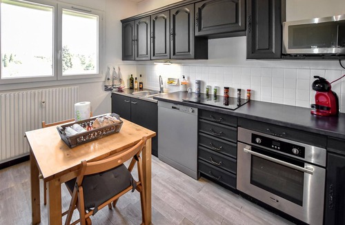 Carpentras Apartment | 2 bedroom amazing apartment in Carpentras
