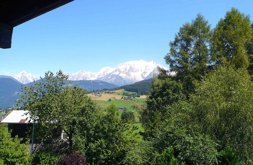 Combloux Apartment | 2-room apt, sleeping alcove, 6 pers., balcony, pets allowed, parking