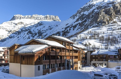Val-d'Isere Apartment | 200m from resort center, balcony, tv, ski locker, 22-24m², Val d'Isère