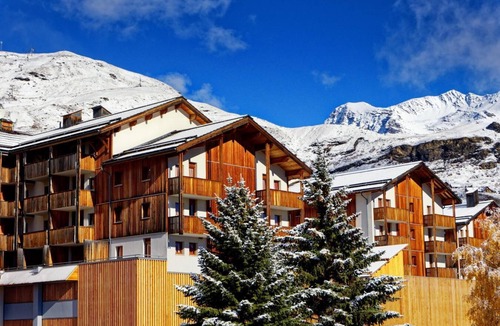 Orcieres-Merlette Apartment | 200m from shops, terrace, balcony, tv, ski locker, 55m², Orcières Merlette 1850