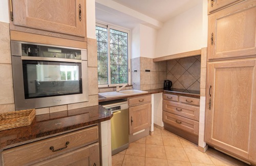 Saint-Jean-Cap-Ferrat Villa | 2BR Cozy Villa Saint-Jean-Cap-Ferrat