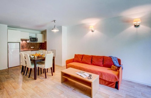 La Feclaz Apartment | 300m from resort center, swimming pool, parking, tv, ski locker, 25m², La Féclaz