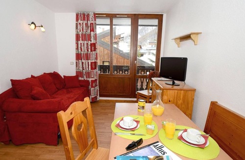 Val-d'Isere Apartment | 300m from resort center, terrace, balcony, tv, ski locker, 22-24m², Val d'Isère