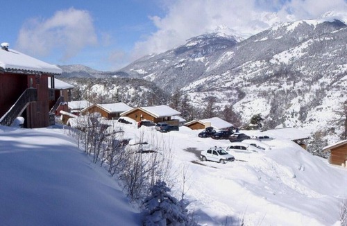 Villarodin-Bourget Apartment | 300m from resort center, Ground floor, balcony, parking, tv, ski locker, 35m², La Norma