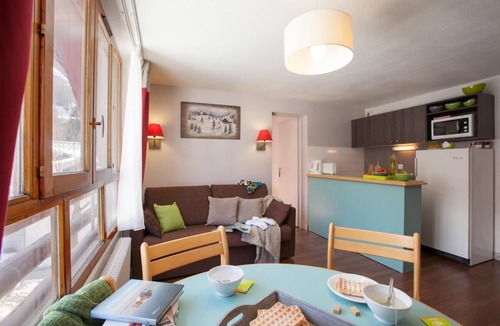 Lanslevillard Apartment | 300m from shops, sauna, hammam, balcony, parking, tv, ski locker, 28m², Val Cenis