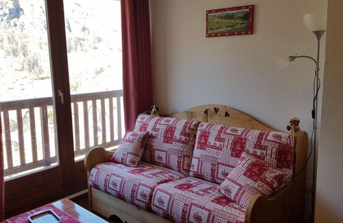 Valloire Apartment | 350m from resort center, 3rd floor, swimming pool, 37m², Valloire